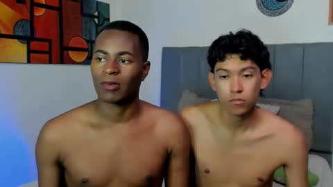 Alan and Criss - WE JUST FRIENDS WITH BENEFITS BOTH VERS online show from 12-23-25, 04:43