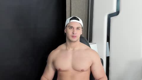 Snapshot of alan_vidal chatting on 03-07-25, 10:43 Alan Vidal online show from 03-07-25, 10:43