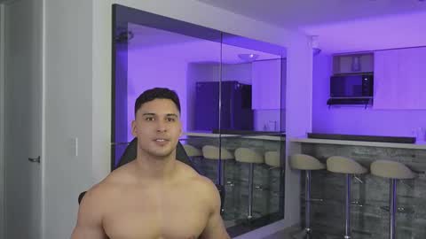 Snapshot of alan_vidal chatting on 09-21-25, 12:23 Alan Vidal online show from 09-21-25, 12:23