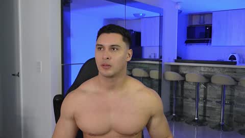 Snapshot of alan_vidal chatting on 09-23-25, 12:46 Alan Vidal online show from 09-23-25, 12:46