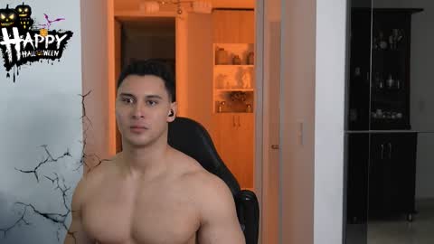 Snapshot of alan_vidal chatting on 10-30-25, 12:34 Alan Vidal online show from 10-30-25, 12:34