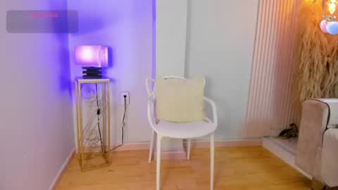 Snapshot of alana__rossetti chatting on 07-12-26, 02:57 Alana online show from 07-12-26, 02:57