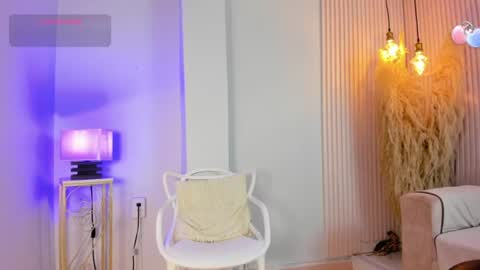 Snapshot of alana__rossetti chatting on 07-13-26, 02:58 Alana online show from 07-13-26, 02:58