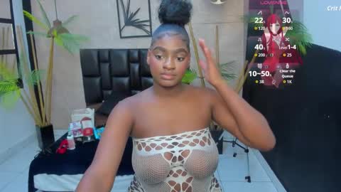 Snapshot of alana_bonny chatting on 10-21-25, 12:39 Alana online show from 10-21-25, 12:39