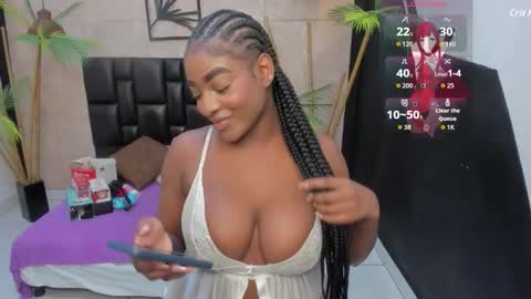 Snapshot of alana_bonny chatting on 10-30-25, 01:01 Alana online show from 10-30-25, 01:01