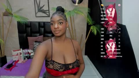 Snapshot of alana_bonny chatting on 12-18-25, 12:33 Alana online show from 12-18-25, 12:33