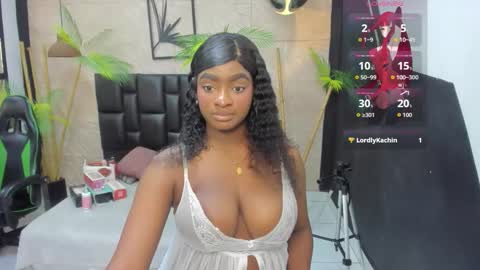 Snapshot of alana_bonny chatting on 02-14-26, 04:48 Alana online show from 02-14-26, 04:48