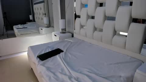 Alana Hard As online show from 04-18-26, 07:58