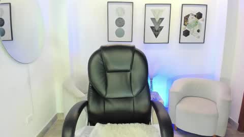 Snapshot of alana_martiins chatting on 02-25-26, 08:07 alana online show from 02-25-26, 08:07