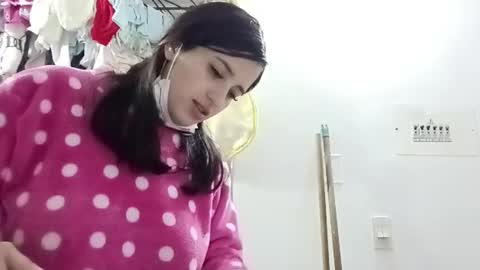 isabella online show from 03-04-25, 09:11