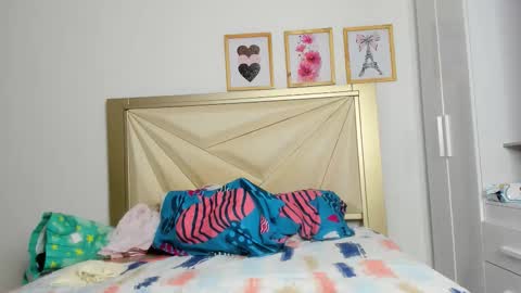 alana_vega69 online show from 03-22-26, 10:57