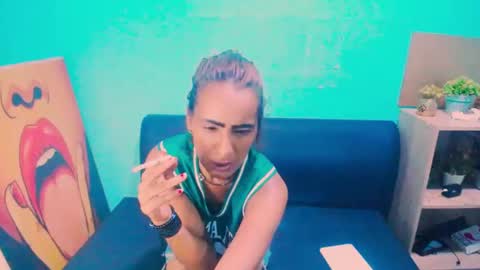 alanadelray online show from 01-11-25, 11:34