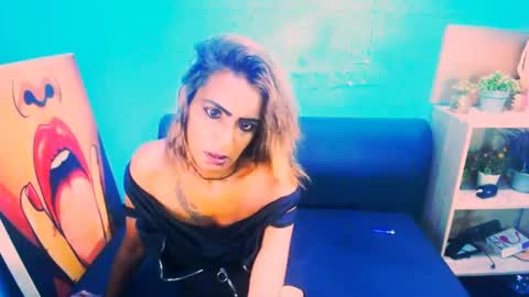 alanadelray online show from 01-27-25, 12:16