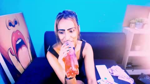 alanadelray online show from 02-12-25, 02:32