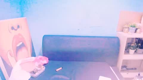 alanadelray online show from 02-19-25, 10:34