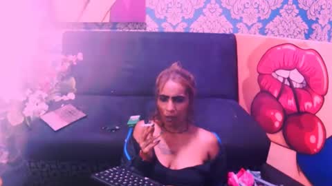 alanadelray online show from 02-27-25, 08:28