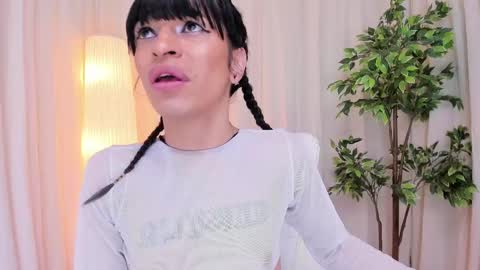 Snapshot of alanakimura_ chatting on 02-18-25, 12:39 Alana silvana online show from 02-18-25, 12:39