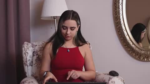 Snapshot of alanamilani chatting on 02-15-25, 11:14 AlanaMilani online show from 02-15-25, 11:14