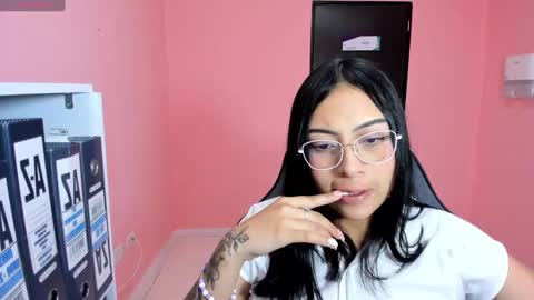Snapshot of alanapetterson chatting on 01-17-25, 02:18 alanapetterson online show from 01-17-25, 02:18