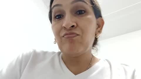 Snapshot of alanastones_19 chatting on 10-08-25, 04:43 Alanastones 19 online show from 10-08-25, 04:43