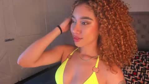 Snapshot of alanaxbrown chatting on 03-28-26, 12:27 Tell me Alana online show from 03-28-26, 12:27
