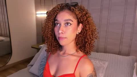 Snapshot of alanaxbrown chatting on 03-29-26, 12:27 Tell me Alana online show from 03-29-26, 12:27