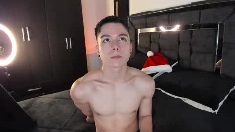 Snapshot of alanblack1 chatting on 11-26-25, 01:45 alanblack1 online show from 11-26-25, 01:45