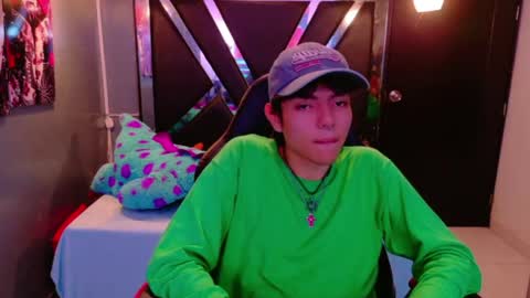 Snapshot of alandelrey57 chatting on 02-03-26, 06:40 ALAN DEL REY online show from 02-03-26, 06:40