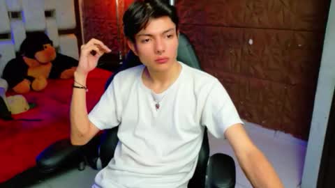 Snapshot of alandelrey57 chatting on 02-23-26, 02:53 ALAN DEL REY online show from 02-23-26, 02:53