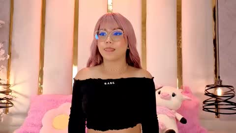     online show from 10-18-25, 01:01