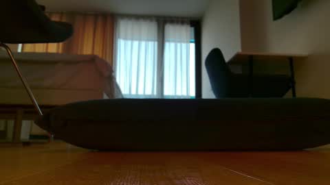 Snapshot of alanna_gold chatting on 12-05-25, 04:54 Alanna online show from 12-05-25, 04:54