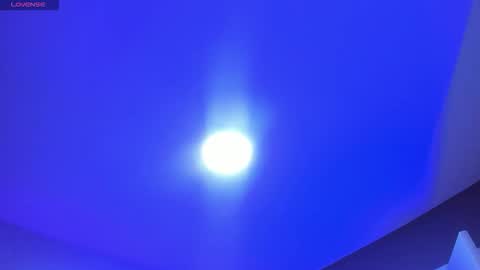 Alanna  online show from 11-30-25, 06:01