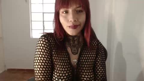 Snapshot of alanna_redd chatting on 09-26-25, 02:32 alanna_redd online show from 09-26-25, 02:32