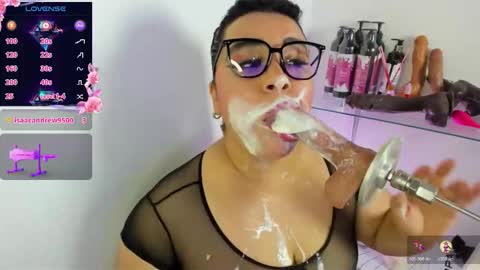 Snapshot of alanna_sloppy chatting on 02-14-26, 06:59 alana silver online show from 02-14-26, 06:59