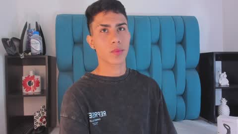 alannaughty_ online show from 12-31-24, 07:51