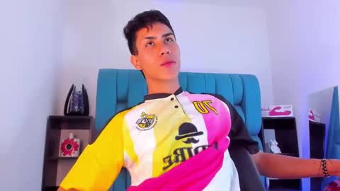 alannaughty_ online show from 01-15-25, 06:43