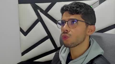 Snapshot of alanvilla_lobo chatting on 10-13-25, 07:14 alanvilla_lobo online show from 10-13-25, 07:14