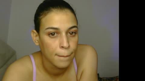 Snapshot of alaouirim25 chatting on 06-08-26, 10:54 AllylicArabis online show from 06-08-26, 10:54