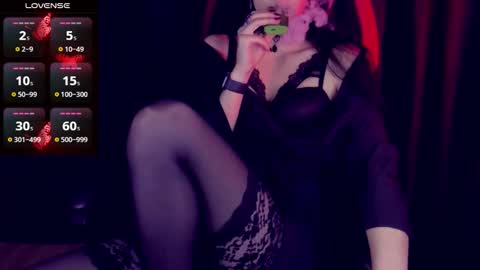 Snapshot of alariafatal chatting on 11-16-25, 01:17 Alaria online show from 11-16-25, 01:17