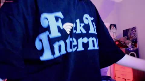 alaska_chan_ online show from 02-09-25, 06:05