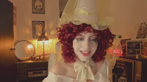 Snapshot of alaskagrace chatting on 02-06-25, 05:35 Alaska Grace online show from 02-06-25, 05:35