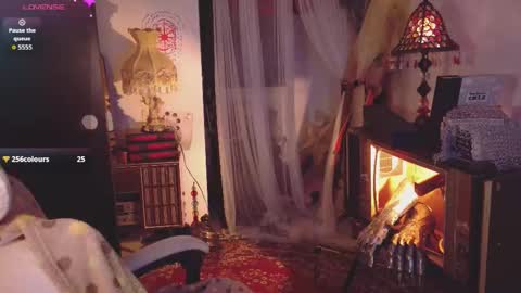 Snapshot of alaskagrace chatting on 12-04-25, 02:54 Alaska Grace online show from 12-04-25, 02:54