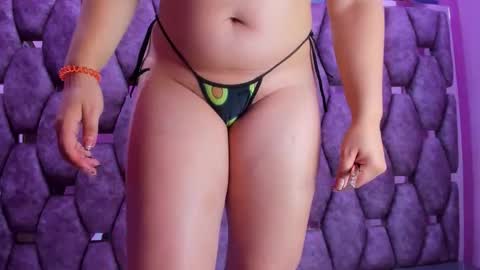 Snapshot of alasmith_ chatting on 10-18-25, 02:58 AlaSmith online show from 10-18-25, 02:58