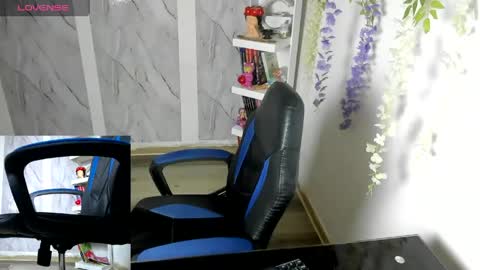 Snapshot of alayasmile chatting on 05-03-26, 12:44 Alaya online show from 05-03-26, 12:44
