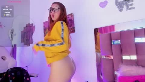 Snapshot of alba_grey chatting on 11-24-25, 11:59 alba online show from 11-24-25, 11:59