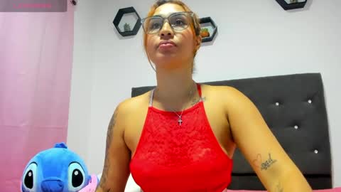 Snapshot of alba_grey chatting on 05-15-26, 11:23 alba online show from 05-15-26, 11:23