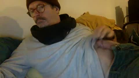 Snapshot of albandant chatting on 02-28-25, 08:31 albandant online show from 02-28-25, 08:31