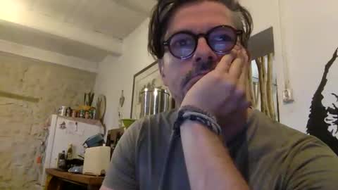 Snapshot of albandant chatting on 09-12-25, 07:19 albandant online show from 09-12-25, 07:19