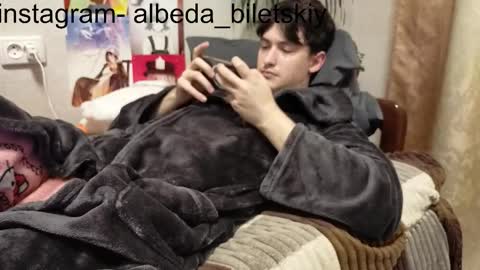 Albedo online show from 10-16-25, 12:33