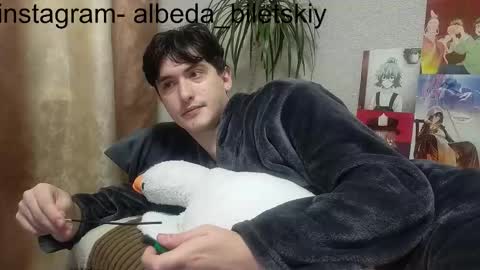 Snapshot of albeda22 chatting on 10-23-25, 11:46 Albedo online show from 10-23-25, 11:46